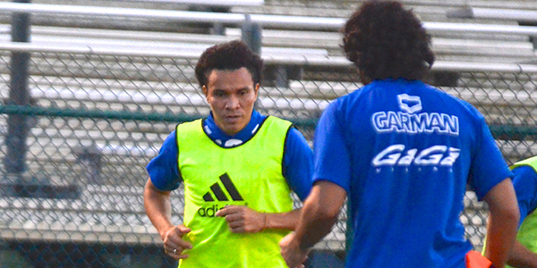 El internacional hondureño Julio César de León realizó el martes su primer entrenamiento con el Miami FC.