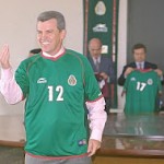 Con el Vasco Aguirre Mexico espera el Milagro