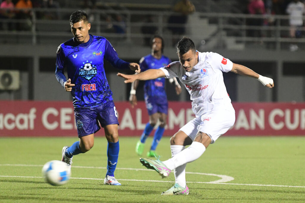 Port Layola v Olimpia
